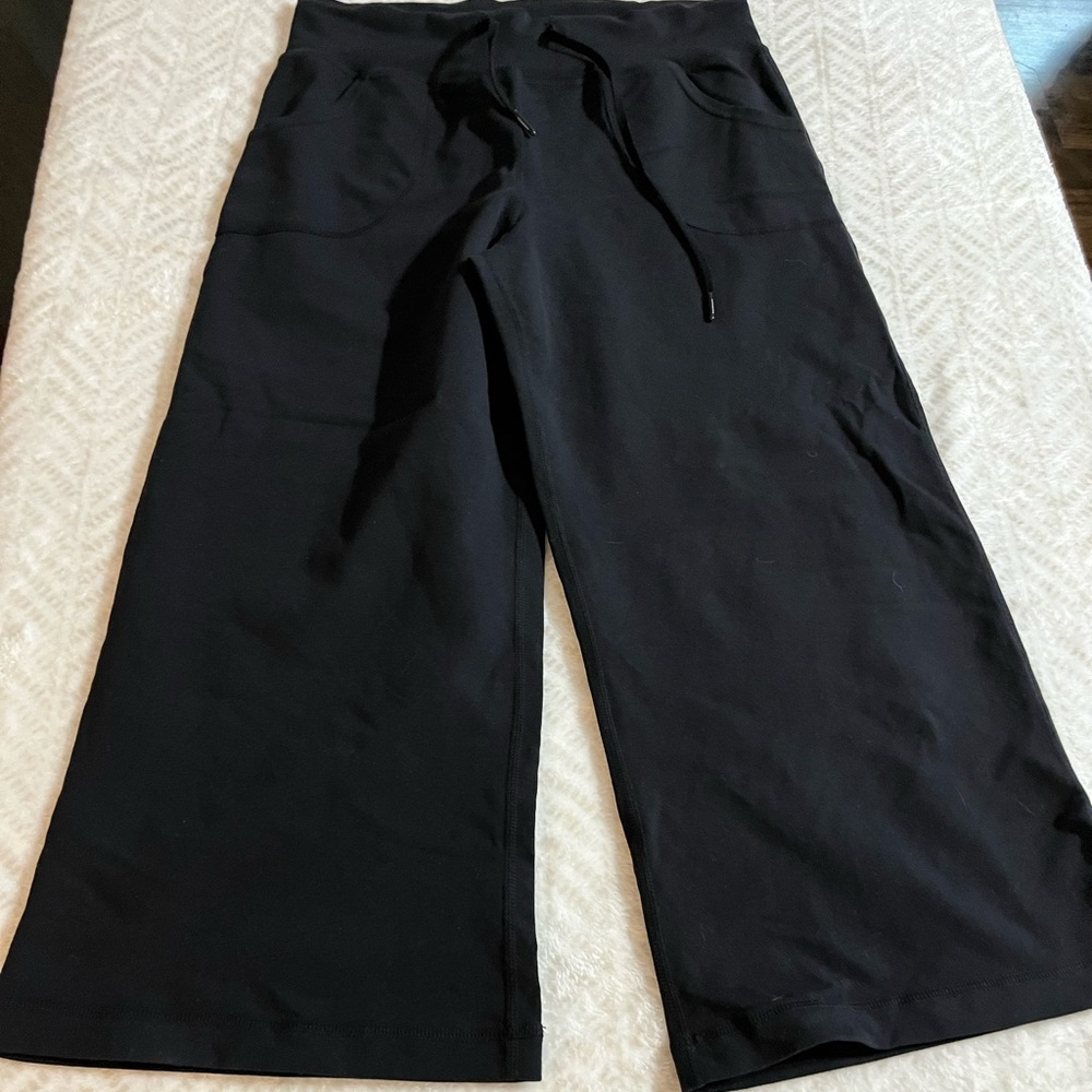 Lululemon Black Wide-Leg Pants 6